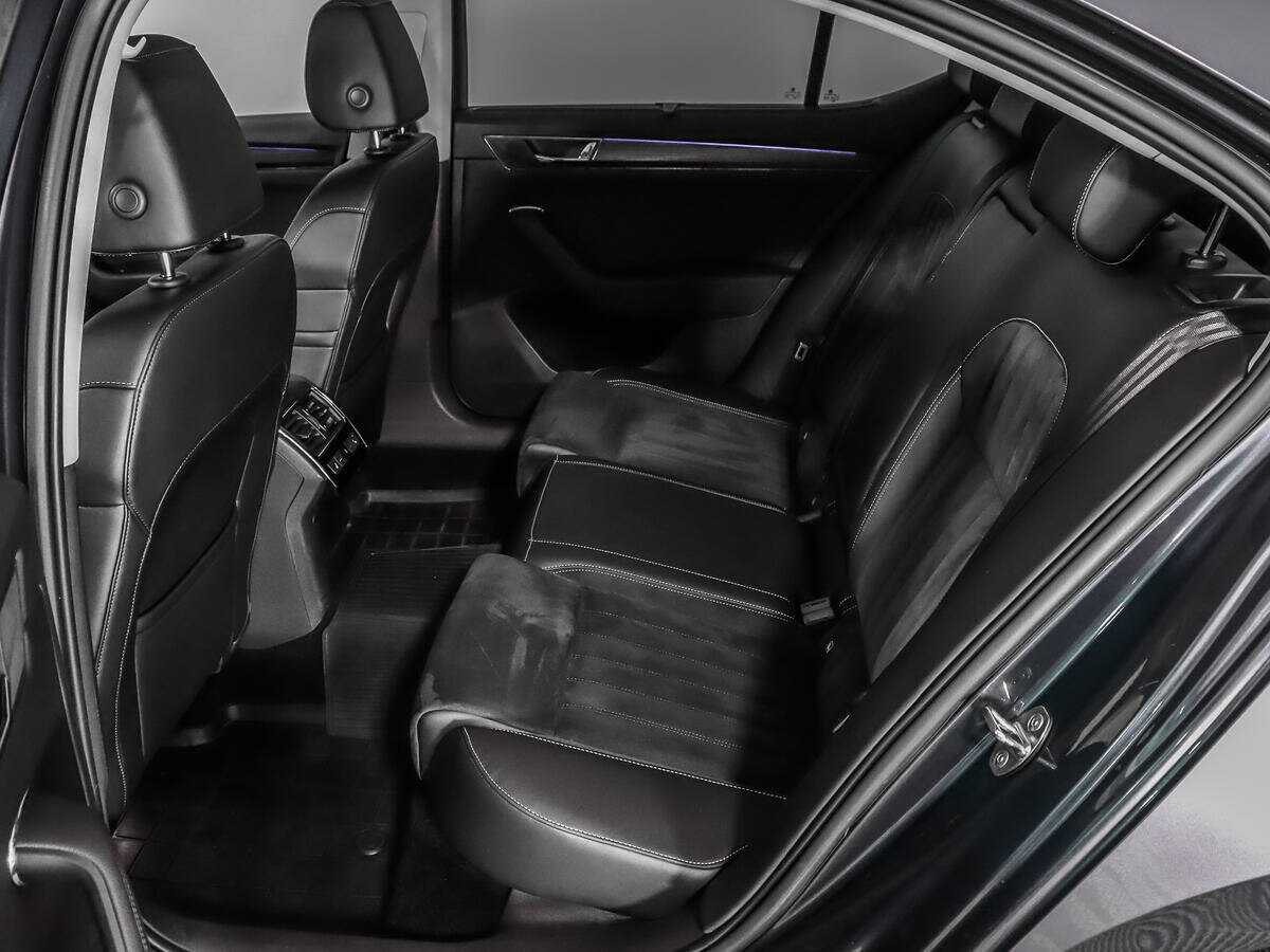 Skoda Superb с пробегом — 2019 год. Фото: #13