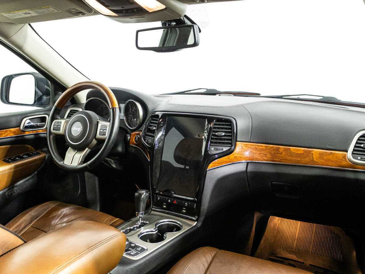 Jeep Grand Cherokee с пробегом — 2012 год. Фото: #8