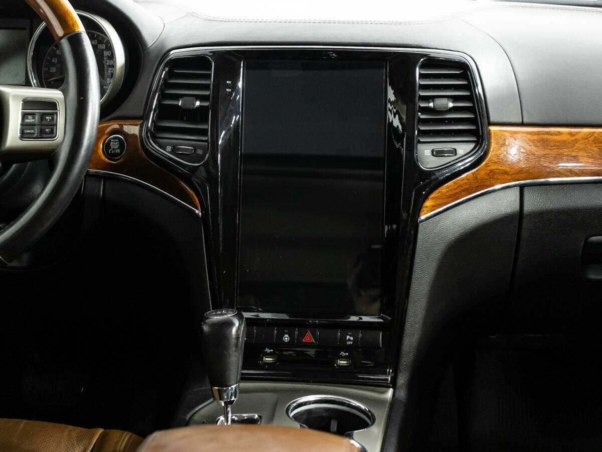 Jeep Grand Cherokee с пробегом — 2012 год. Фото: #13