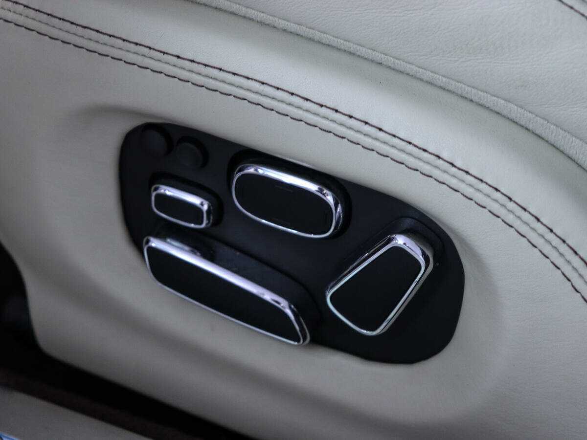 Jaguar XJ с пробегом — 2014 год. Фото: #27