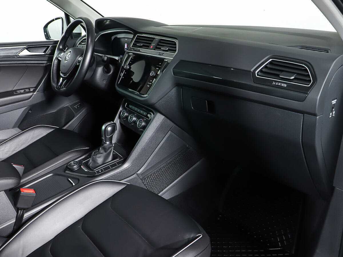 Volkswagen Tiguan с пробегом — 2017 год. Фото: #8