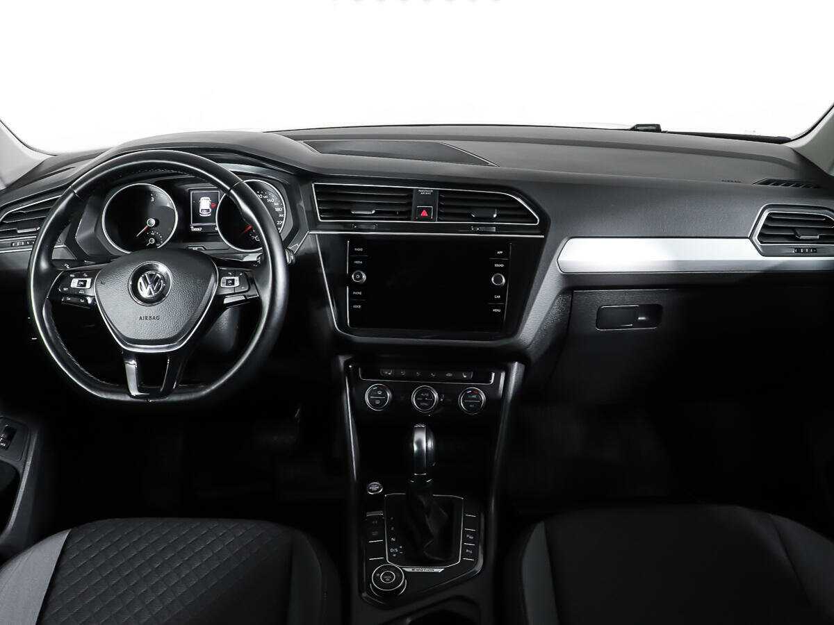 Volkswagen Tiguan с пробегом — 2018 год. Фото: #9