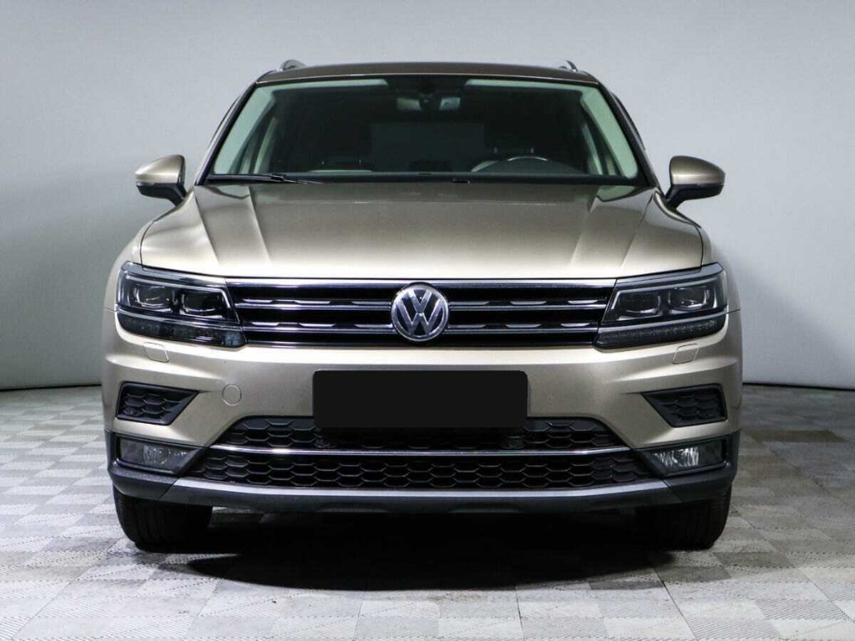 Volkswagen Tiguan с пробегом — 2018 год. Фото: #1