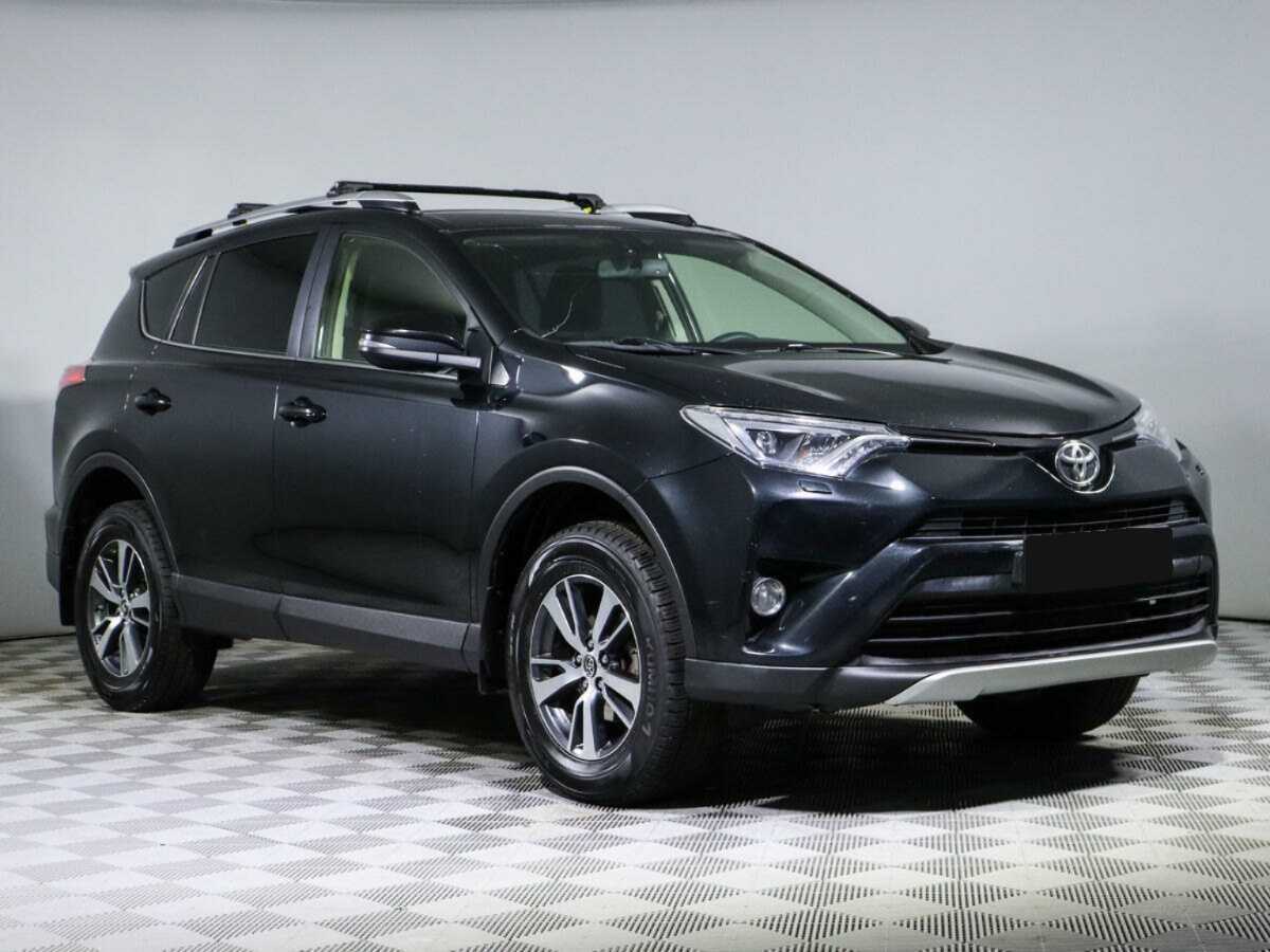 Toyota RAV4 с пробегом — 2015 год. Фото: #2