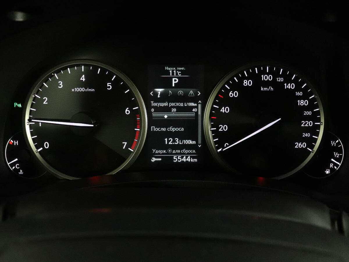 Lexus NX с пробегом — 2015 год. Фото: #8