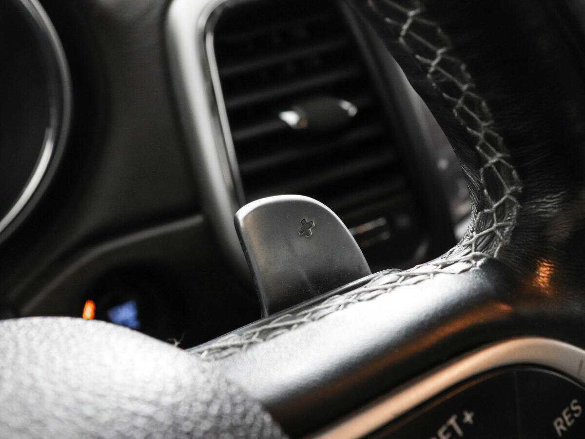 Jeep Grand Cherokee с пробегом — 2013 год. Фото: #13