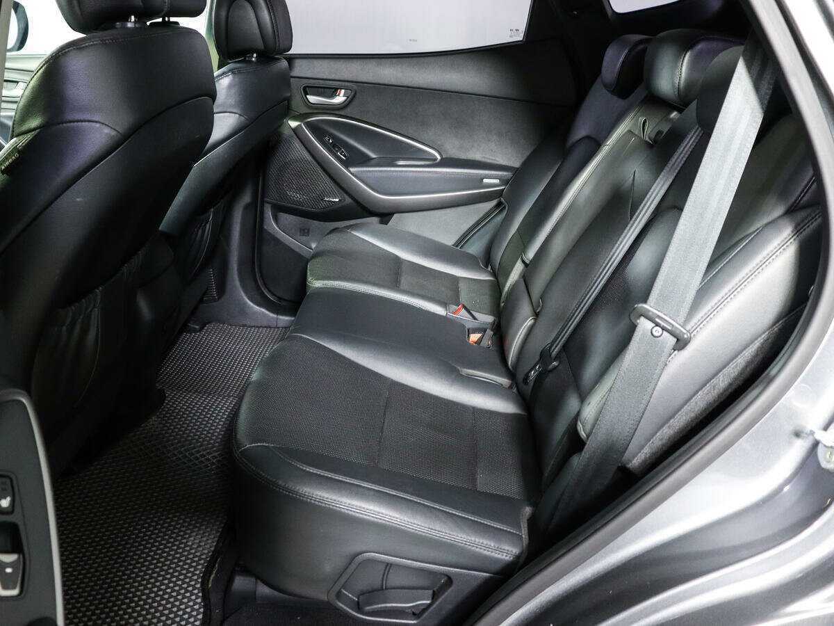 Hyundai Santa Fe с пробегом — 2013 год. Фото: #9