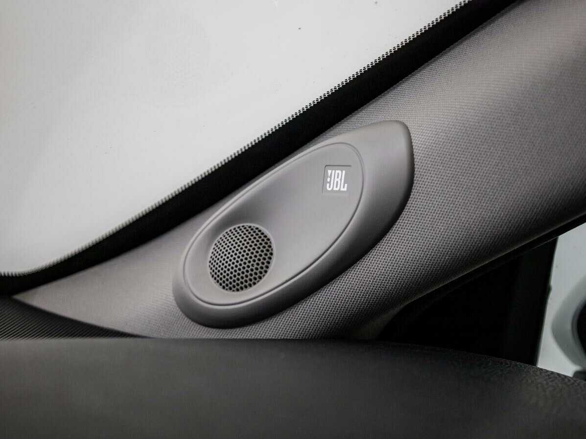 Toyota Camry с пробегом — 2018 год. Фото: #14