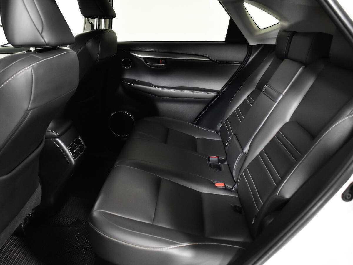 Lexus NX с пробегом — 2016 год. Фото: #7