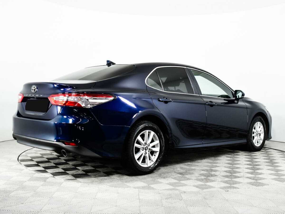 Toyota Camry с пробегом — 2019 год. Фото: #6