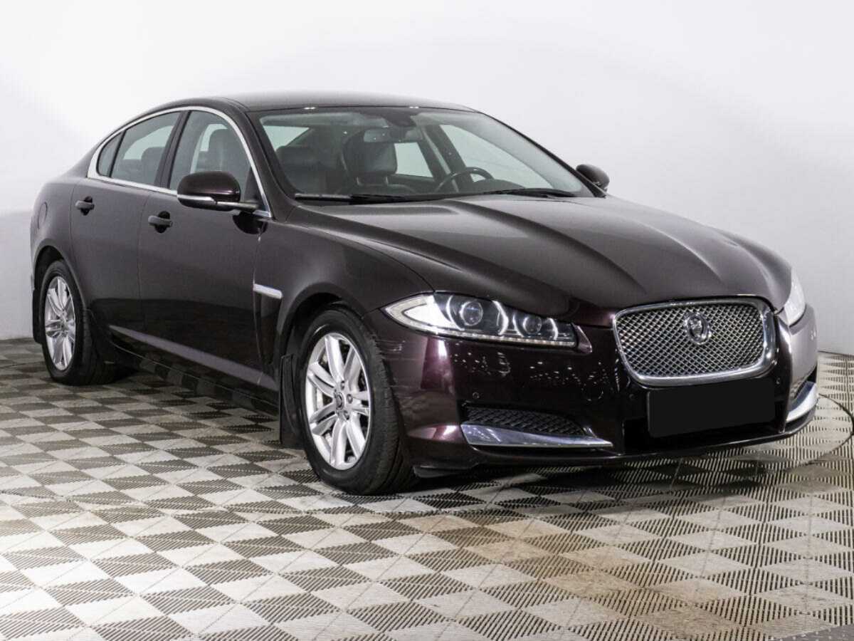 Jaguar XF с пробегом — 2012 год. Фото: #2