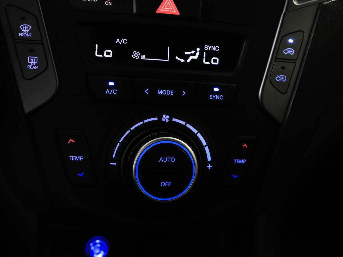 Hyundai Santa Fe с пробегом — 2018 год. Фото: #17