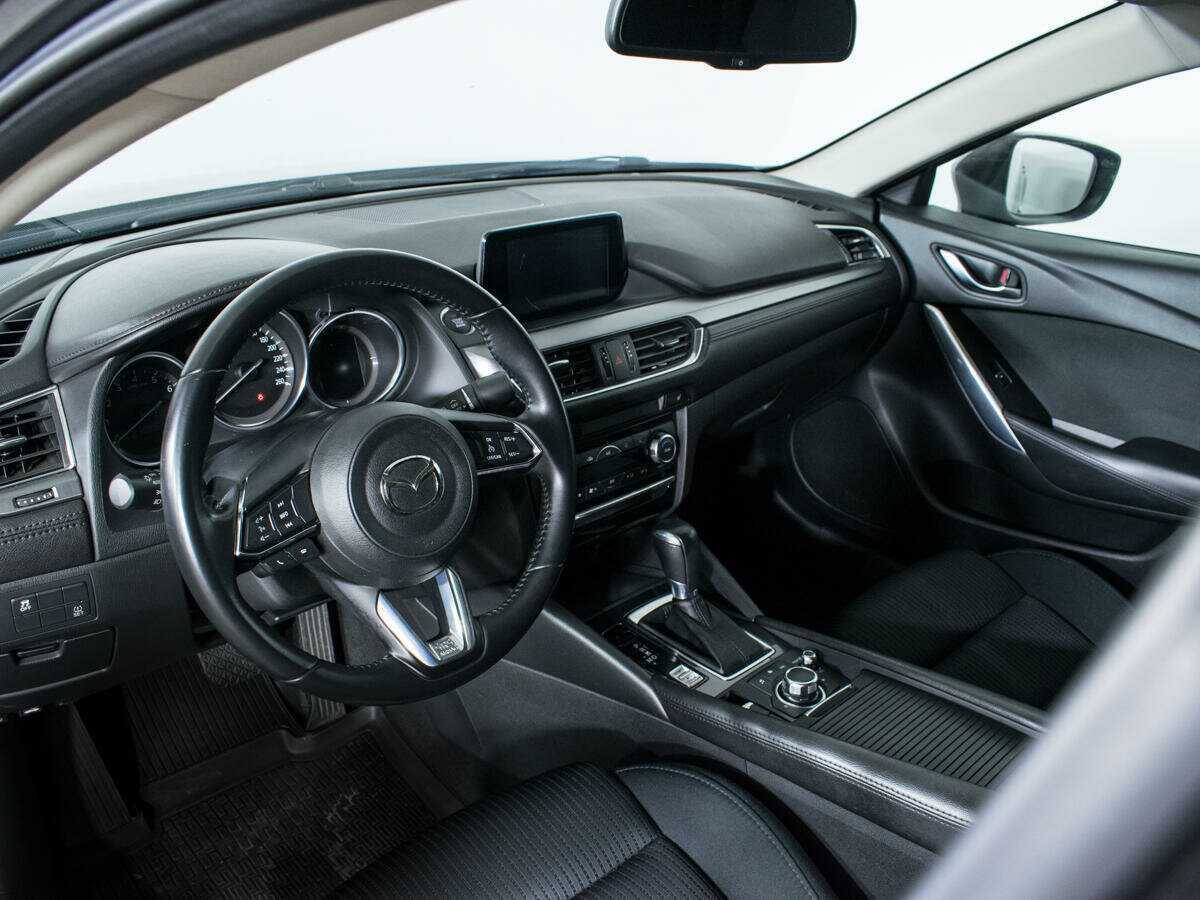 Mazda 6 с пробегом — 2017 год. Фото: #12