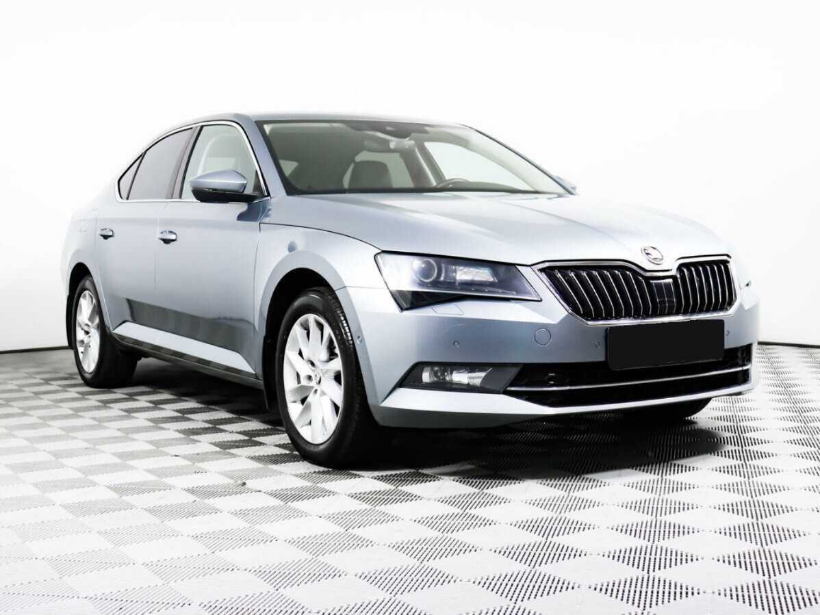 Skoda Superb с пробегом — 2017 год. Фото: #2