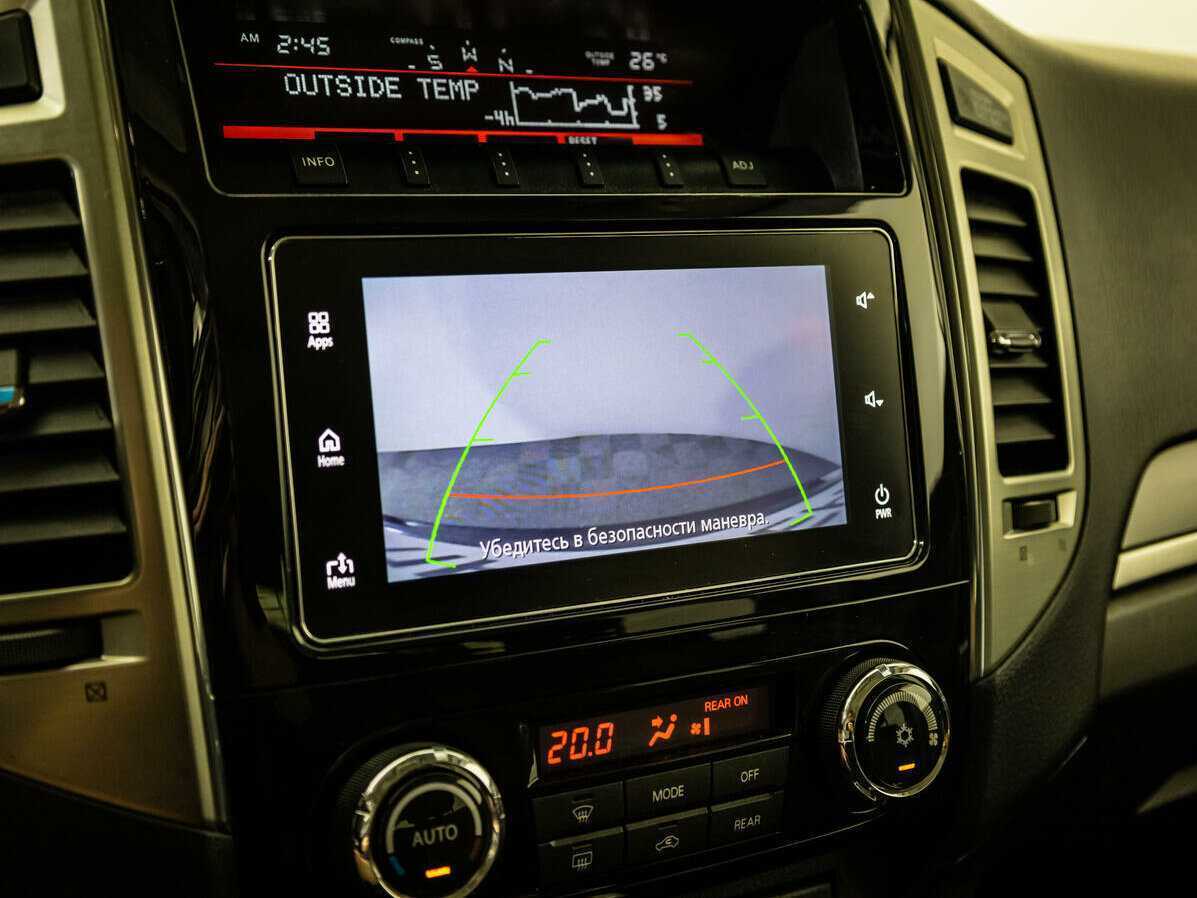 Mitsubishi Pajero с пробегом — 2017 год. Фото: #13