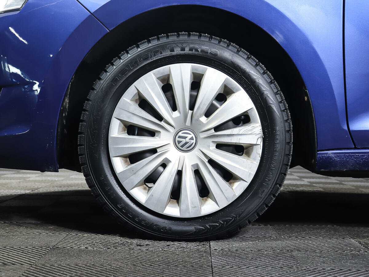 Skoda Rapid с пробегом — 2017 год. Фото: #8