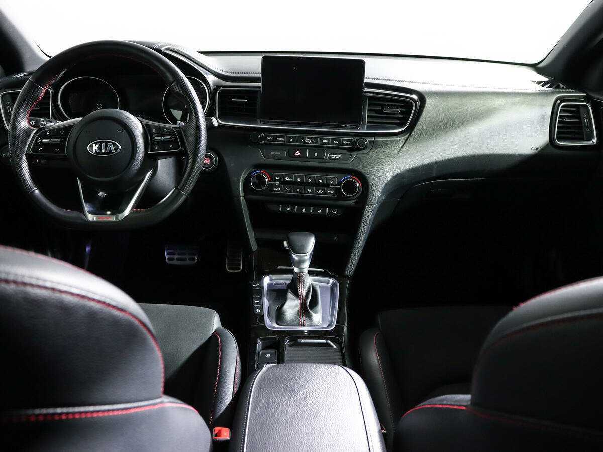 Kia Proceed с пробегом — 2019 год. Фото: #8