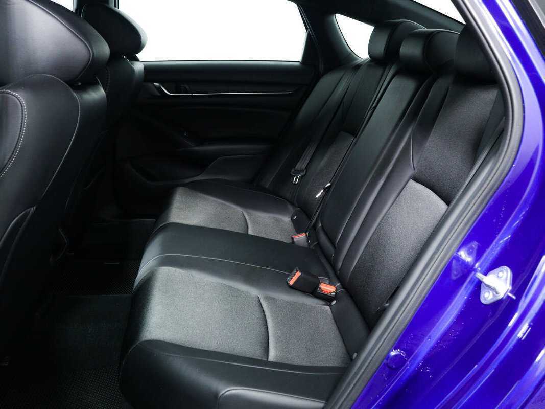 Honda Accord с пробегом — 2022 год. Фото: #11