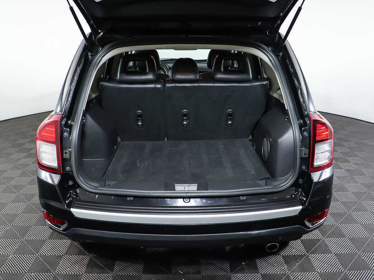 Jeep Compass с пробегом — 2013 год. Фото: #9