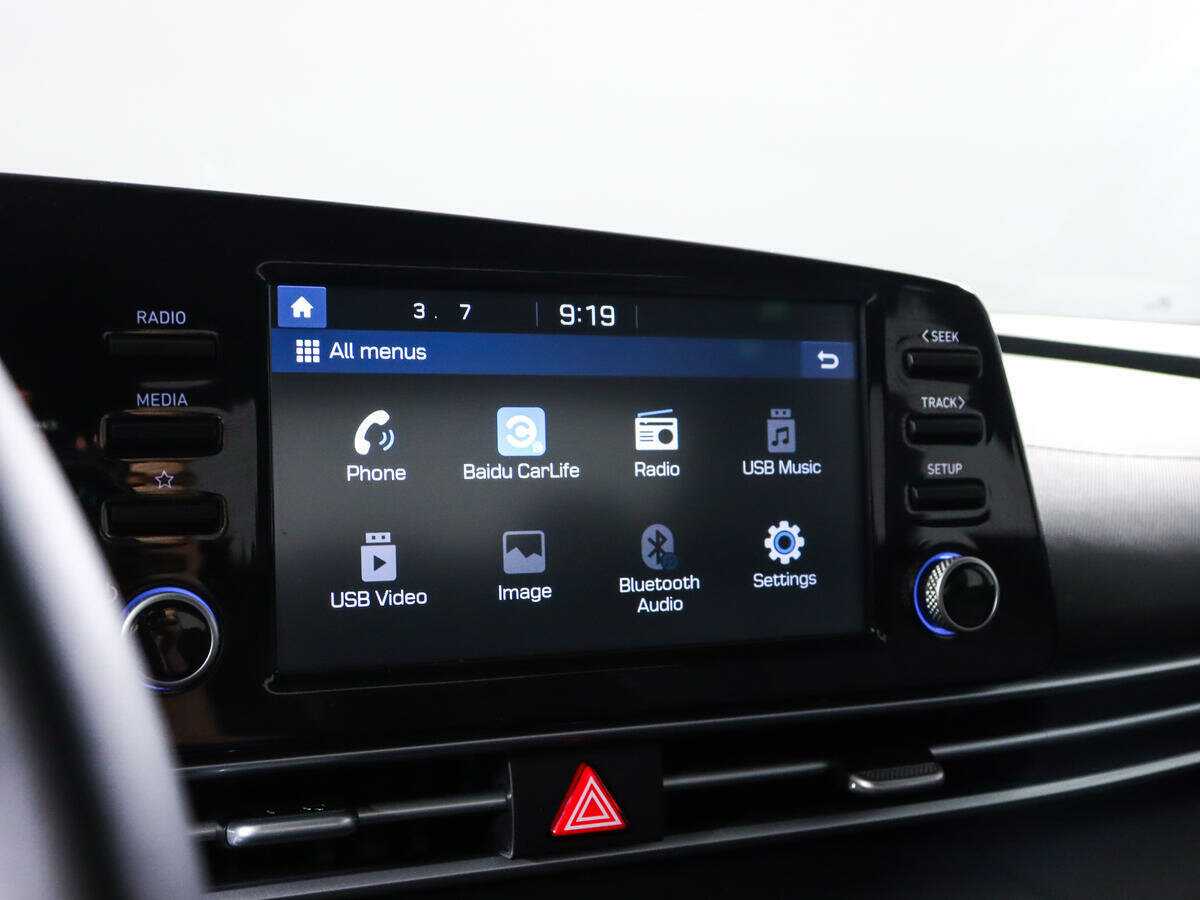 Hyundai Elantra с пробегом — 2022 год. Фото: #14