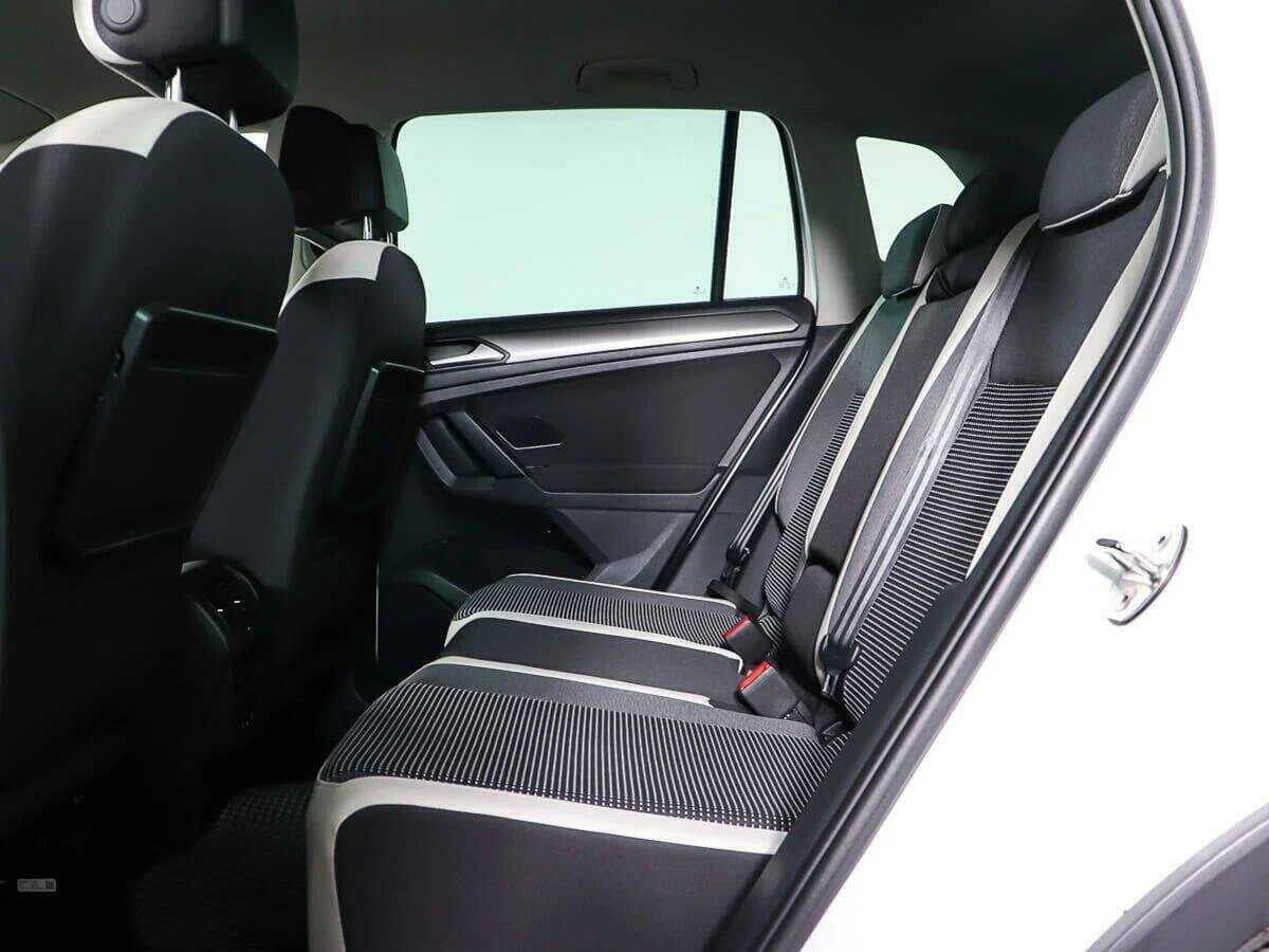 Volkswagen Tiguan с пробегом — 2018 год. Фото: #13