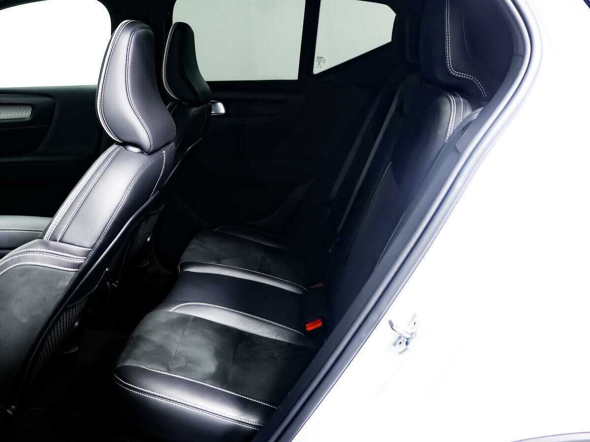 Volvo XC40 с пробегом — 2020 год. Фото: #10