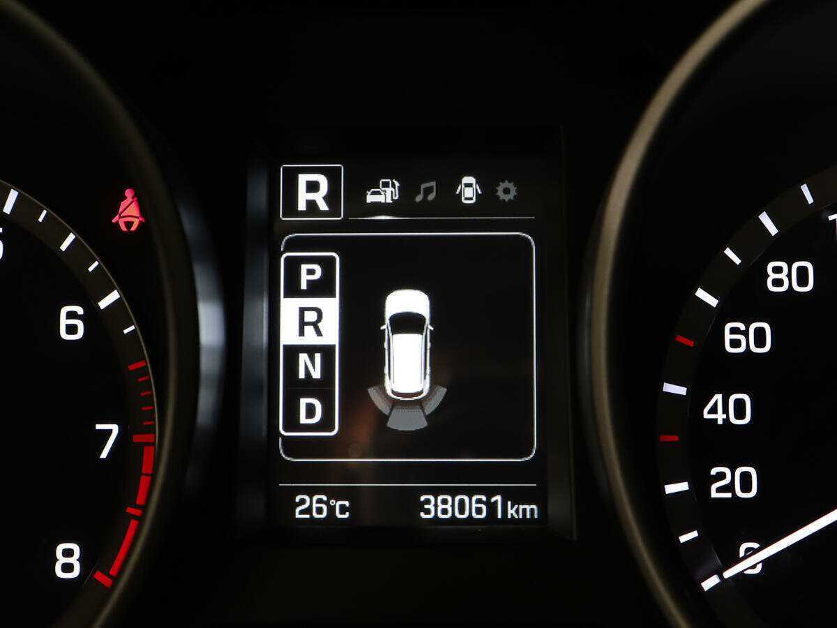 Hyundai Santa Fe с пробегом — 2016 год. Фото: #20