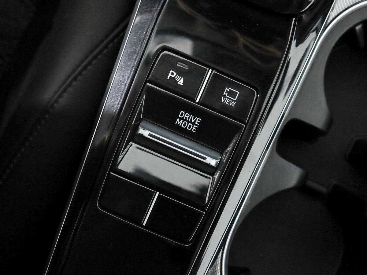 Hyundai Sonata с пробегом — 2021 год. Фото: #7