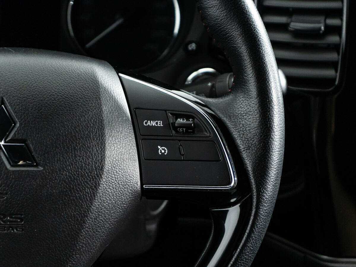Mitsubishi Outlander с пробегом — 2021 год. Фото: #20