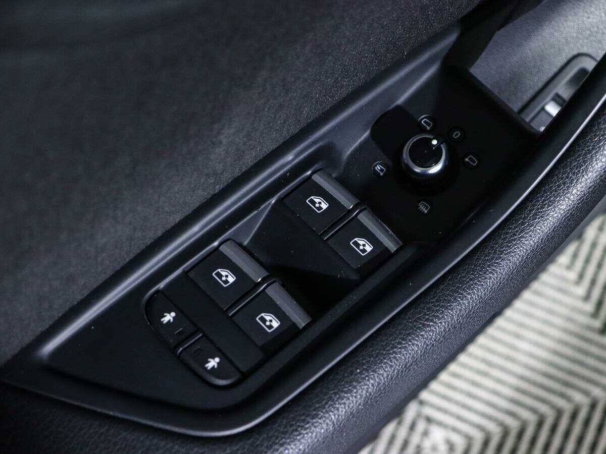 Audi A4 с пробегом — 2016 год. Фото: #13