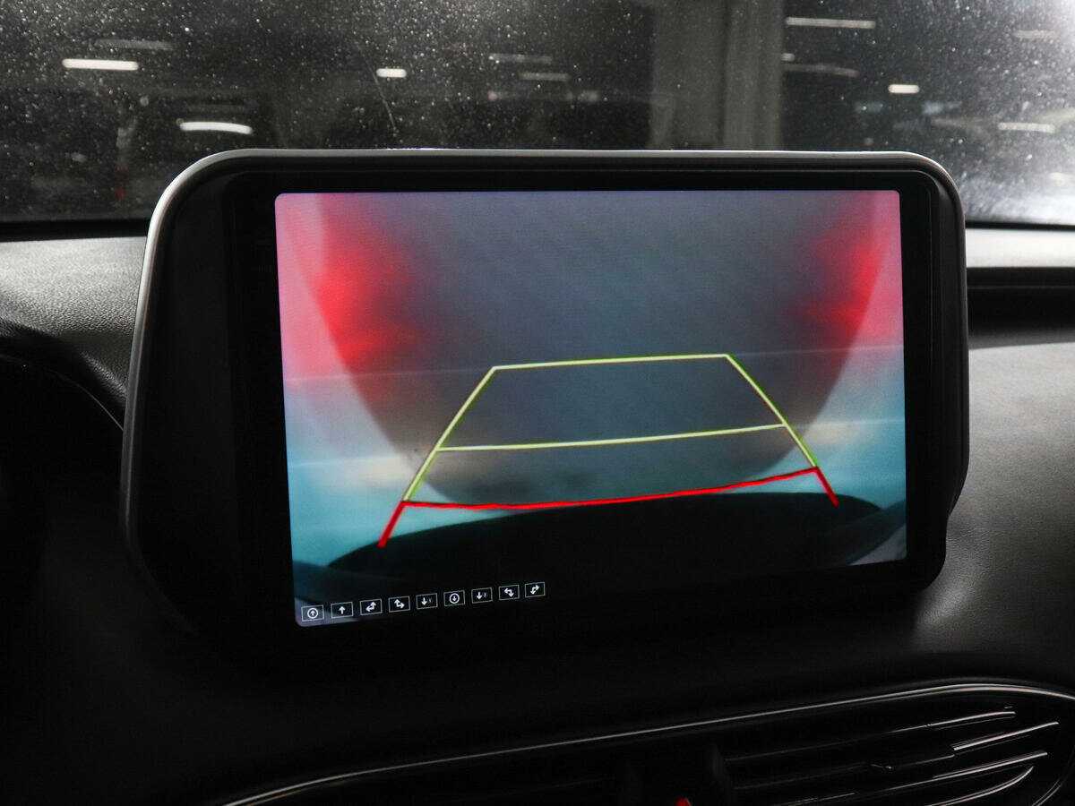 Hyundai Santa Fe с пробегом — 2018 год. Фото: #19