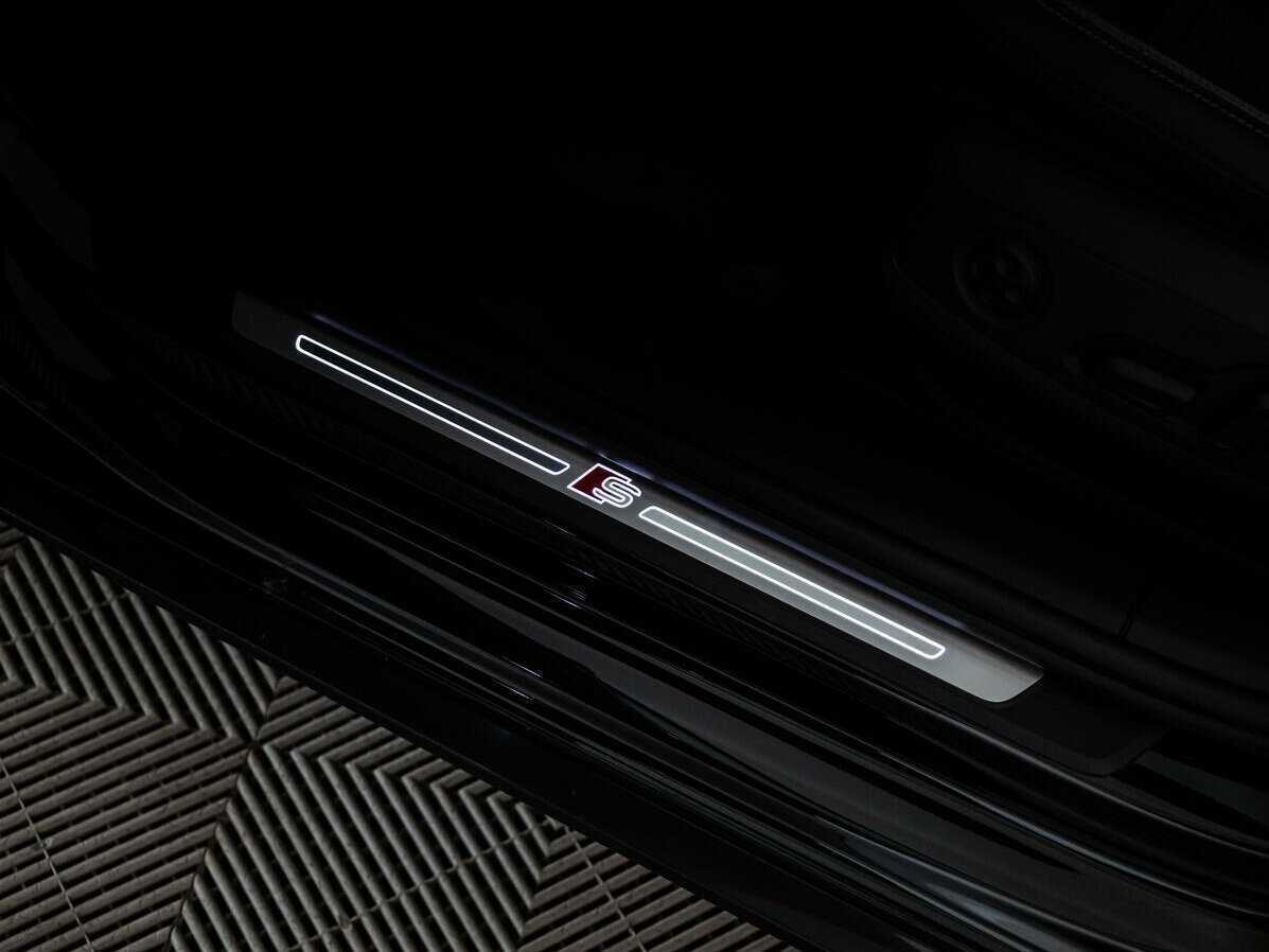 Audi A4 с пробегом — 2019 год. Фото: #23