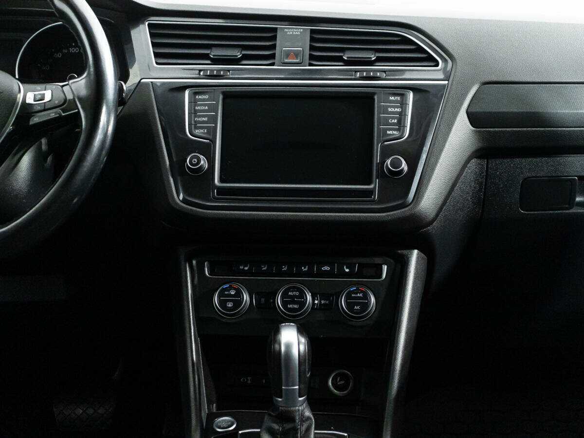 Volkswagen Tiguan с пробегом — 2017 год. Фото: #12