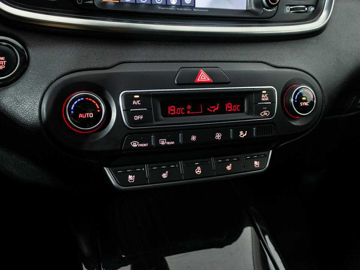 Kia Sorento с пробегом — 2018 год. Фото: #17