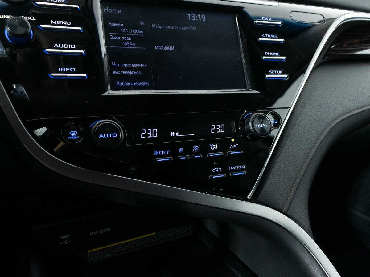 Toyota Camry с пробегом — 2018 год. Фото: #15