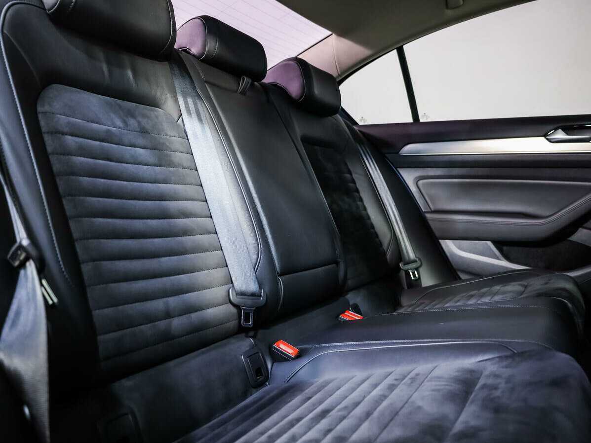 Volkswagen Passat с пробегом — 2017 год. Фото: #11