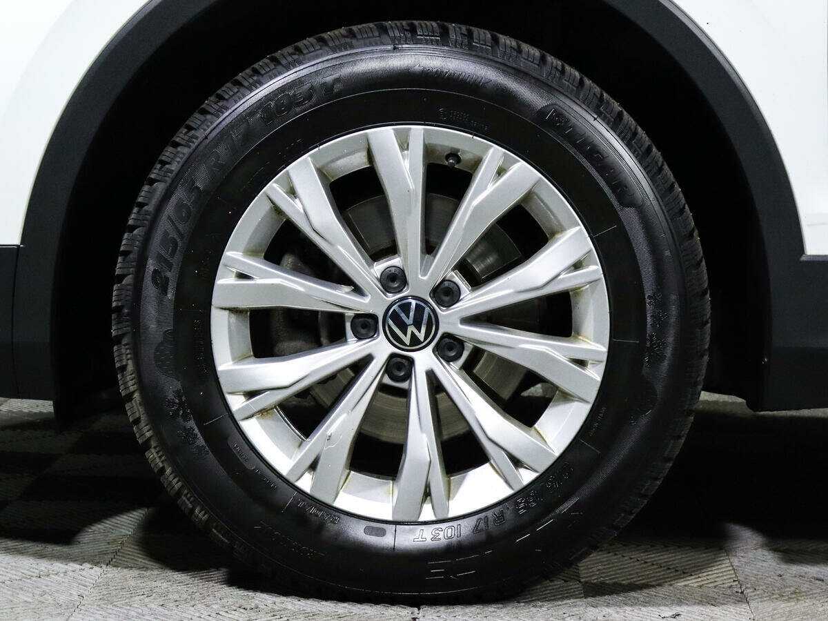 Volkswagen Tiguan с пробегом — 2020 год. Фото: #20