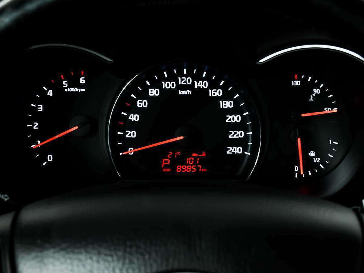 Kia Sorento с пробегом — 2019 год. Фото: #9