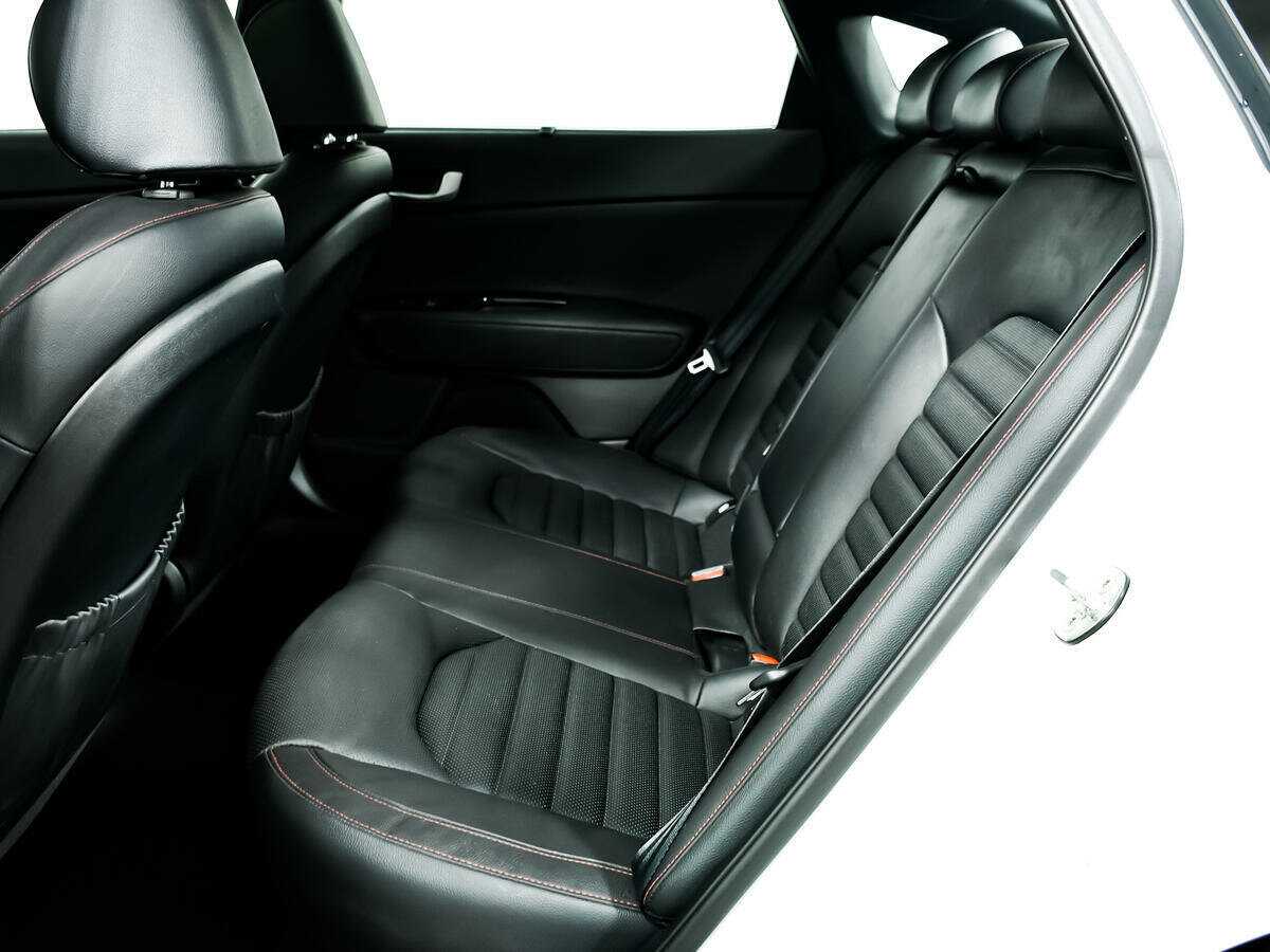 Kia Optima с пробегом — 2018 год. Фото: #11