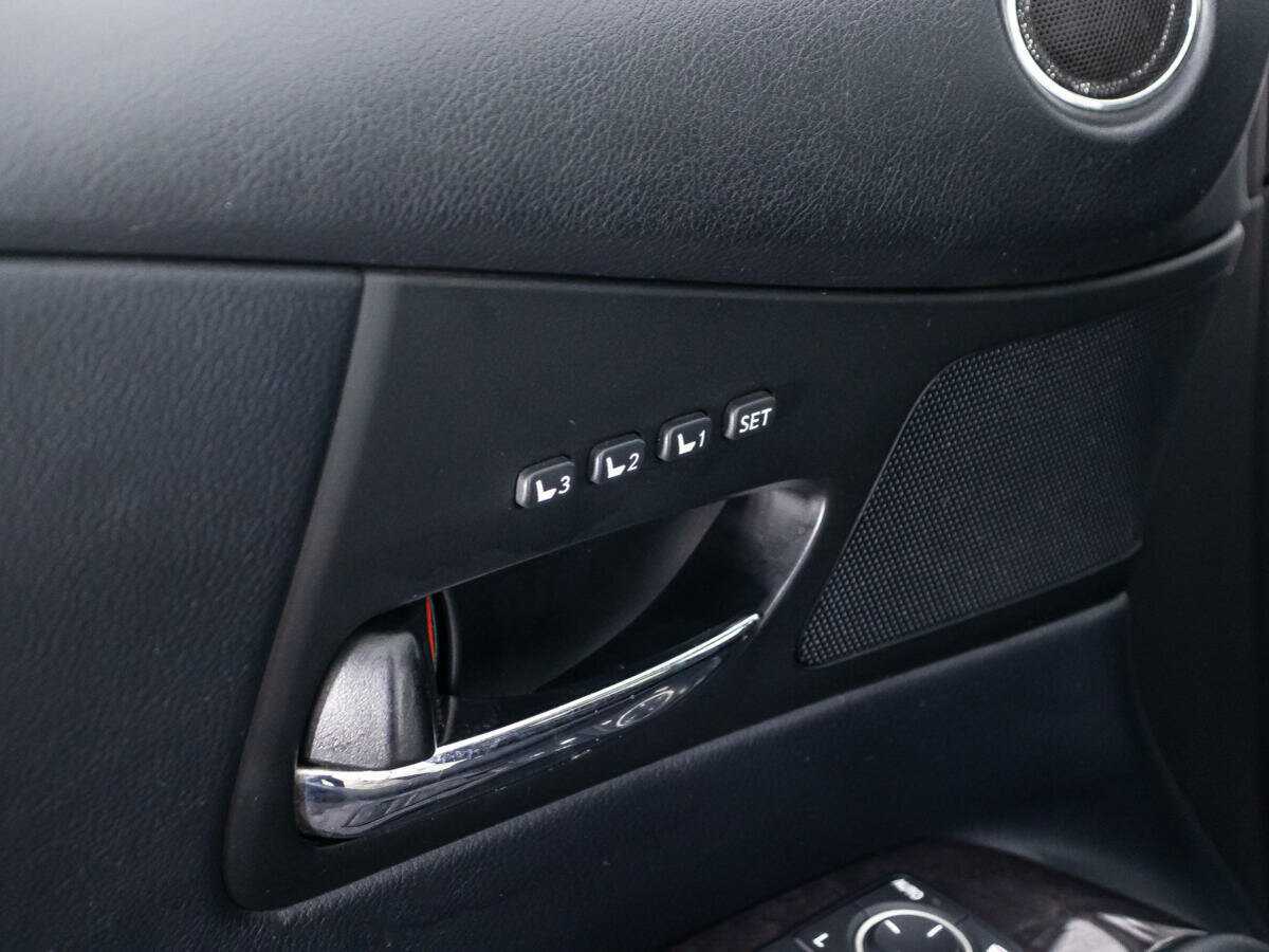 Lexus RX с пробегом — 2012 год. Фото: #22