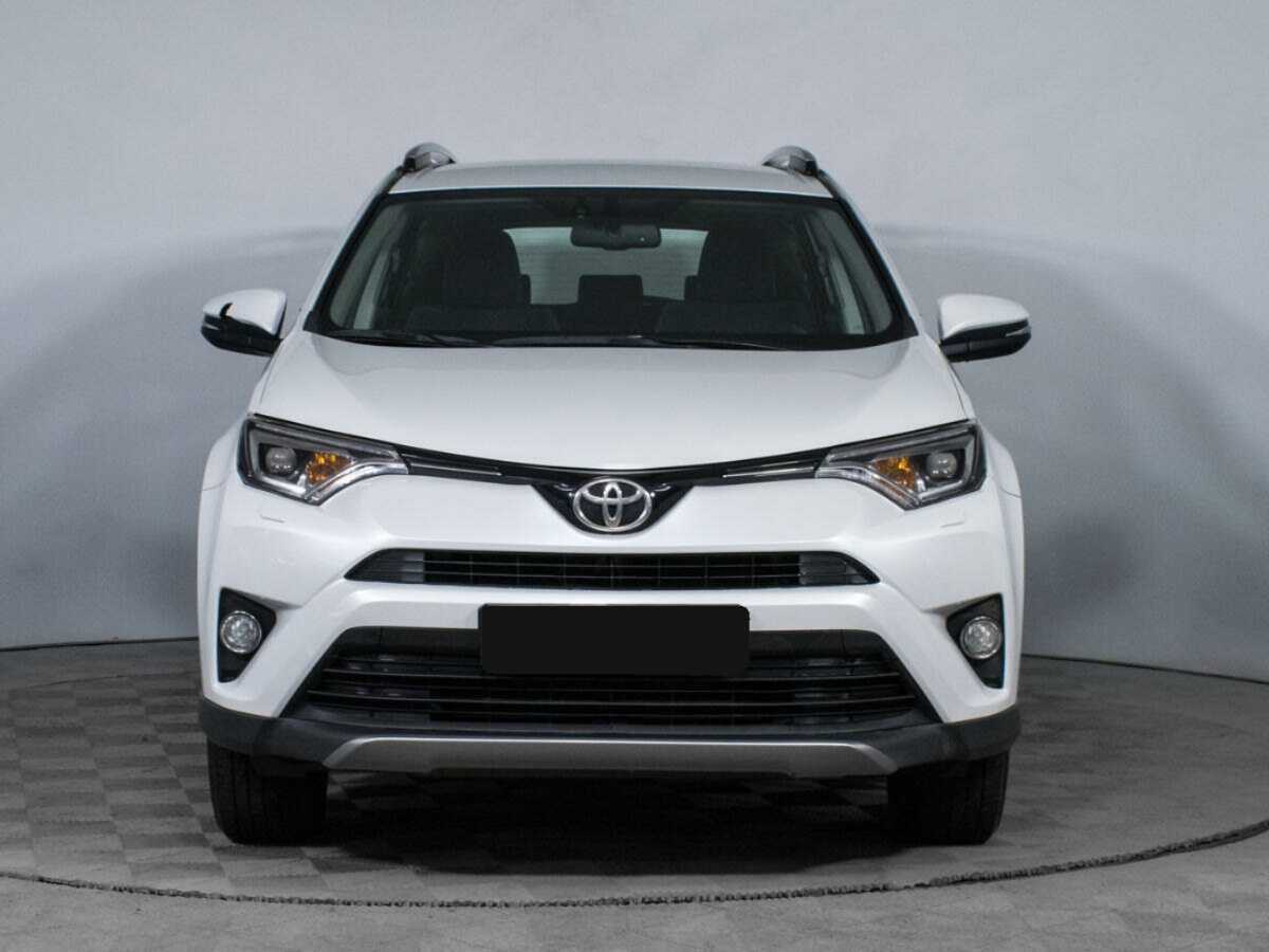 Toyota RAV4 с пробегом — 2019 год. Фото: #1