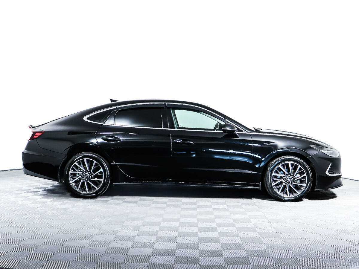 Hyundai Sonata с пробегом — 2022 год. Фото: #2