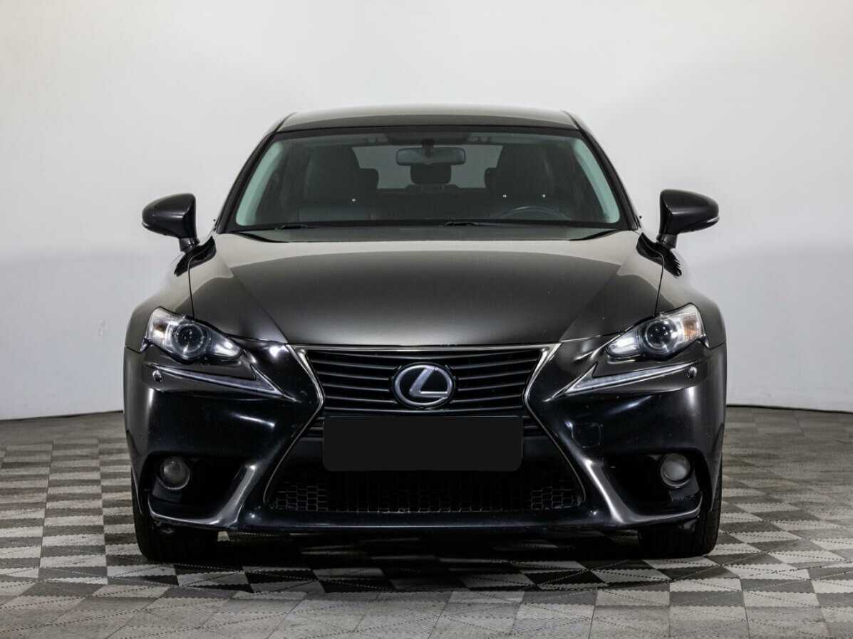 Lexus IS с пробегом — 2014 год. Фото: #1
