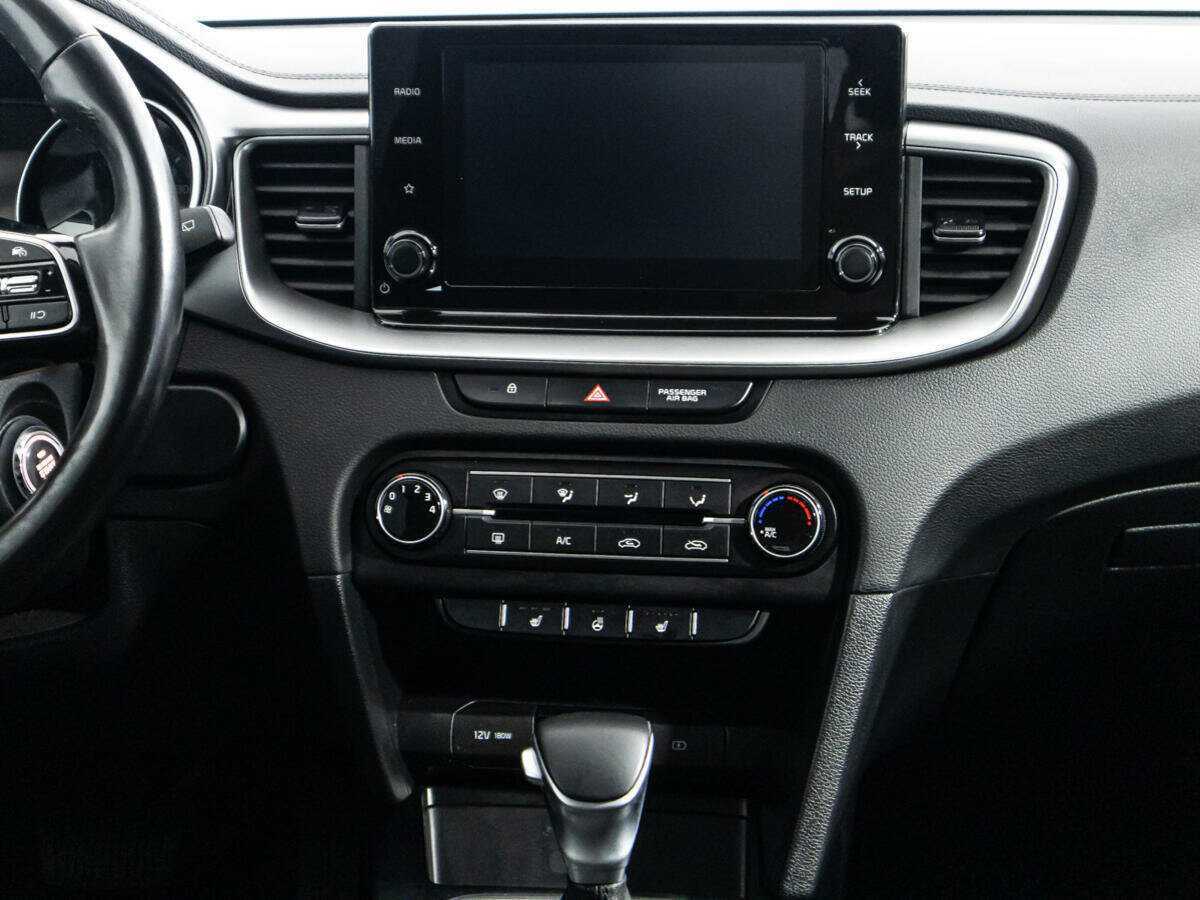 Kia Ceed с пробегом — 2022 год. Фото: #13