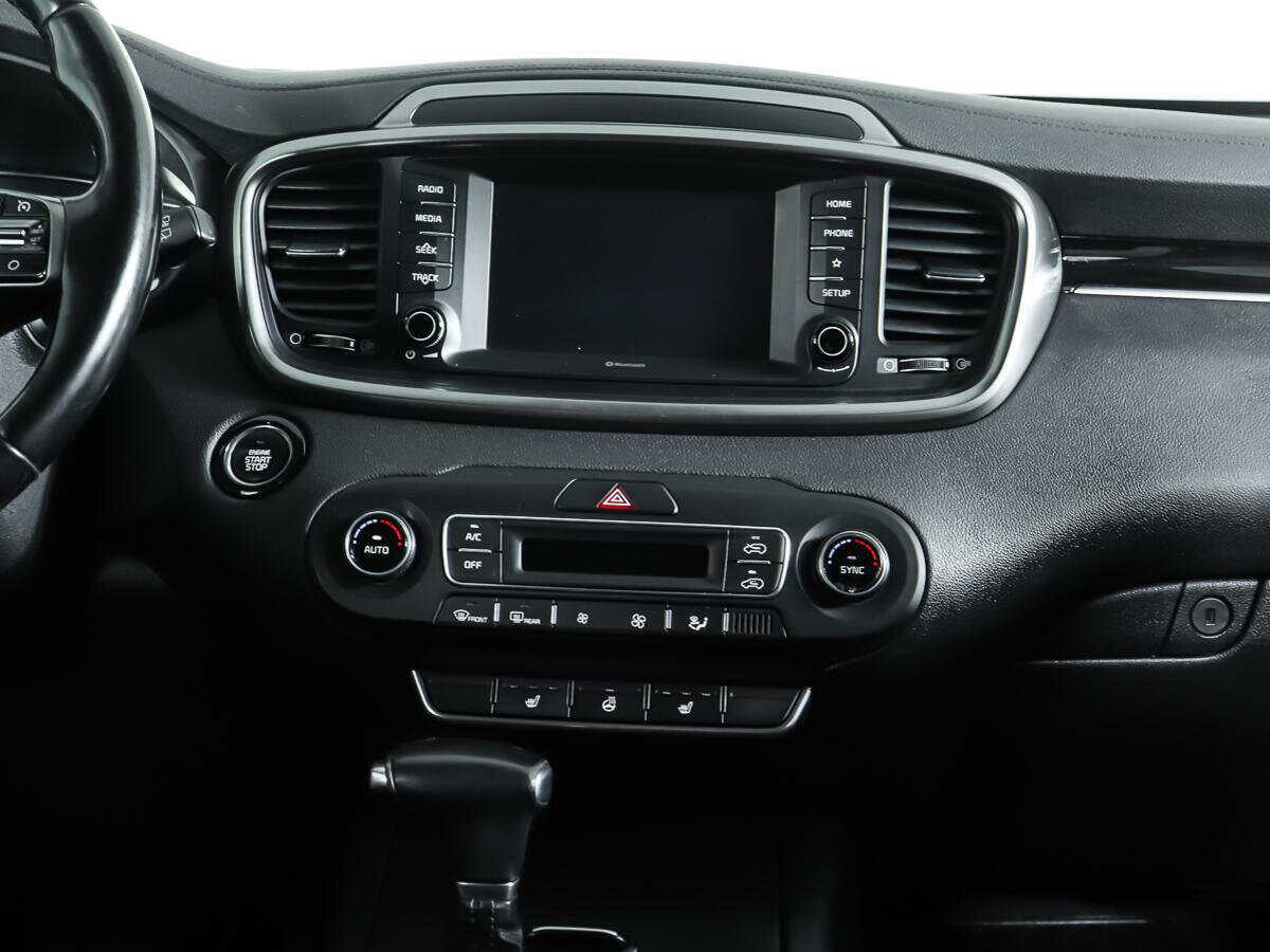 Kia Sorento с пробегом — 2018 год. Фото: #10