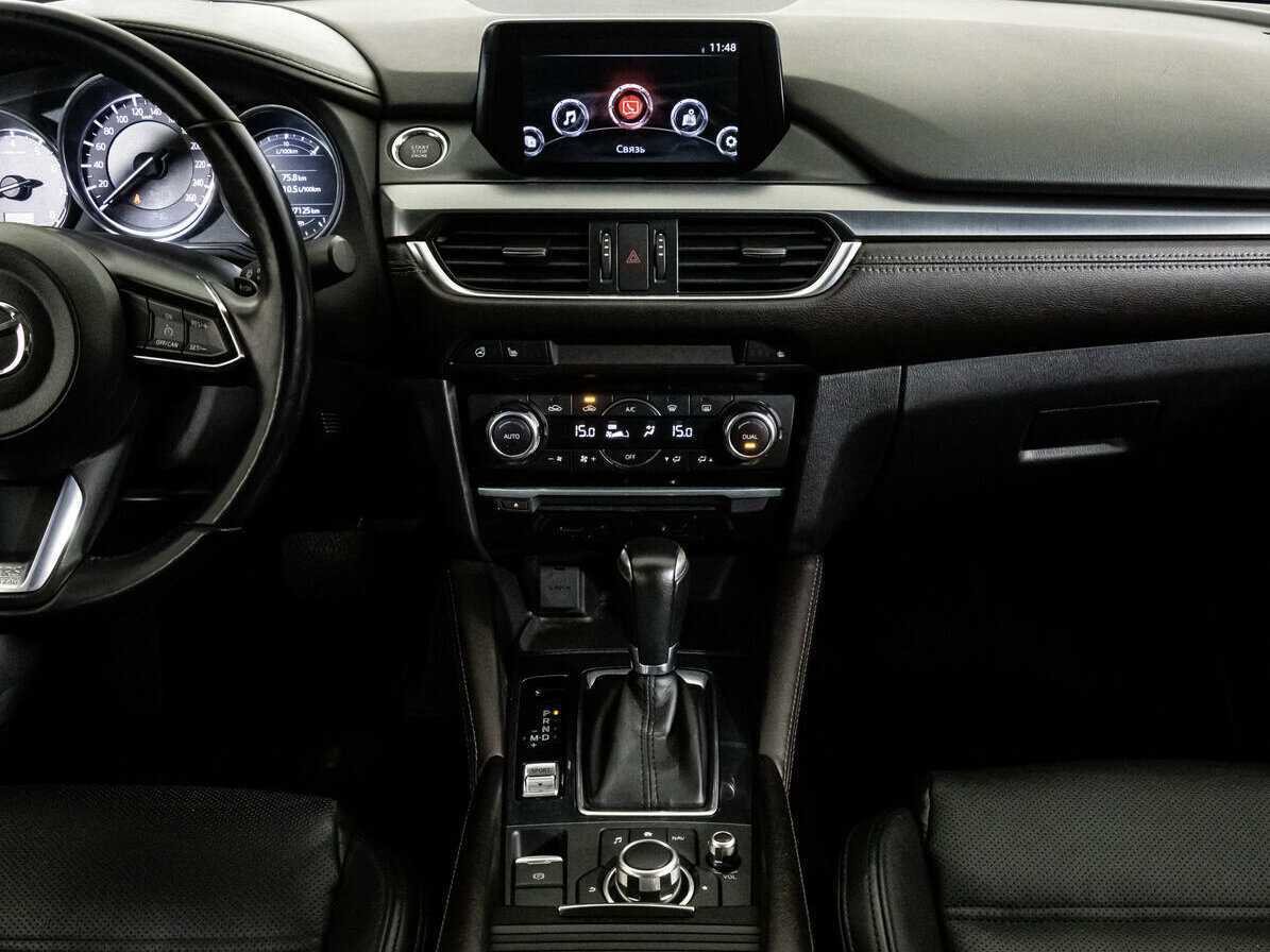 Mazda 6 с пробегом — 2017 год. Фото: #10