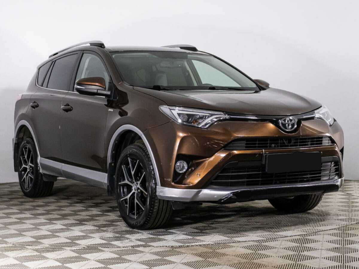 Toyota RAV4 с пробегом — 2016 год. Фото: #2