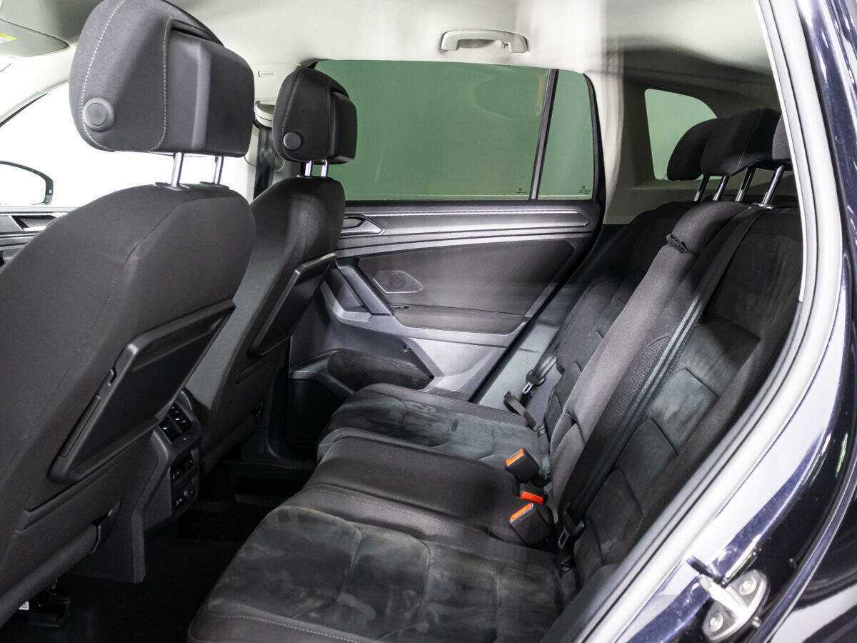 Volkswagen Tiguan с пробегом — 2018 год. Фото: #9