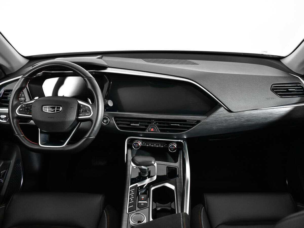 Geely Tugella с пробегом — 2021 год. Фото: #11