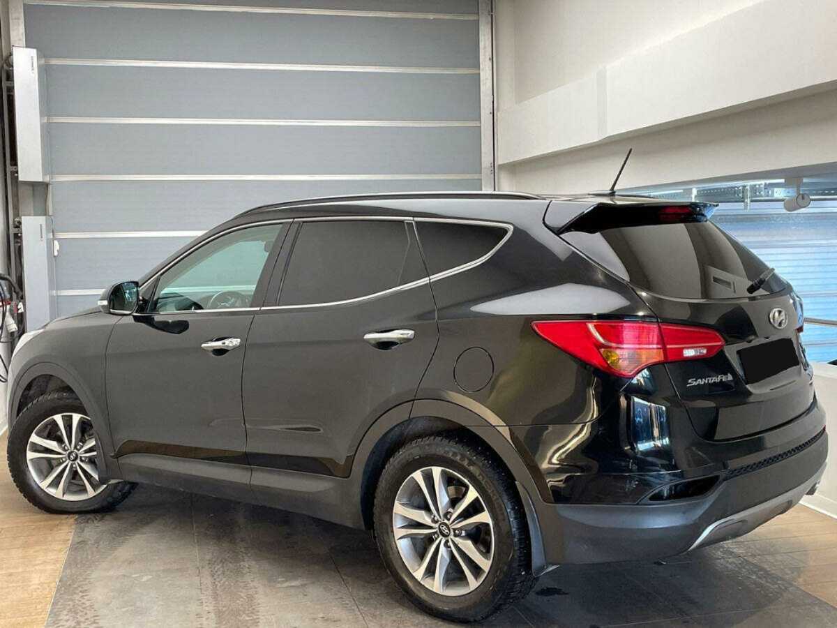 Hyundai Santa Fe с пробегом — 2015 год. Фото: #5